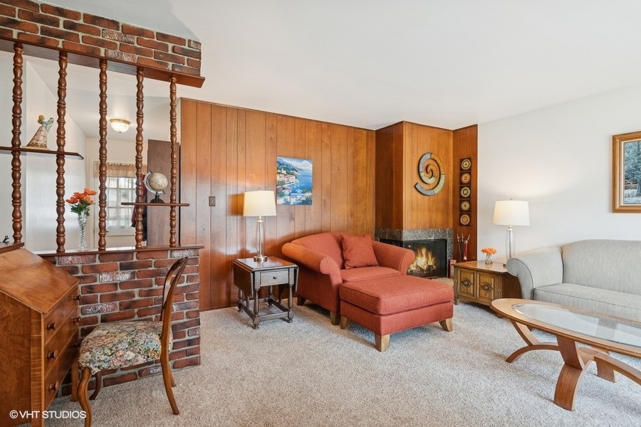 27 Keswick Road Elk Grove Village, IL 60007 - Photo 5 of 20 Gallery Image 5
