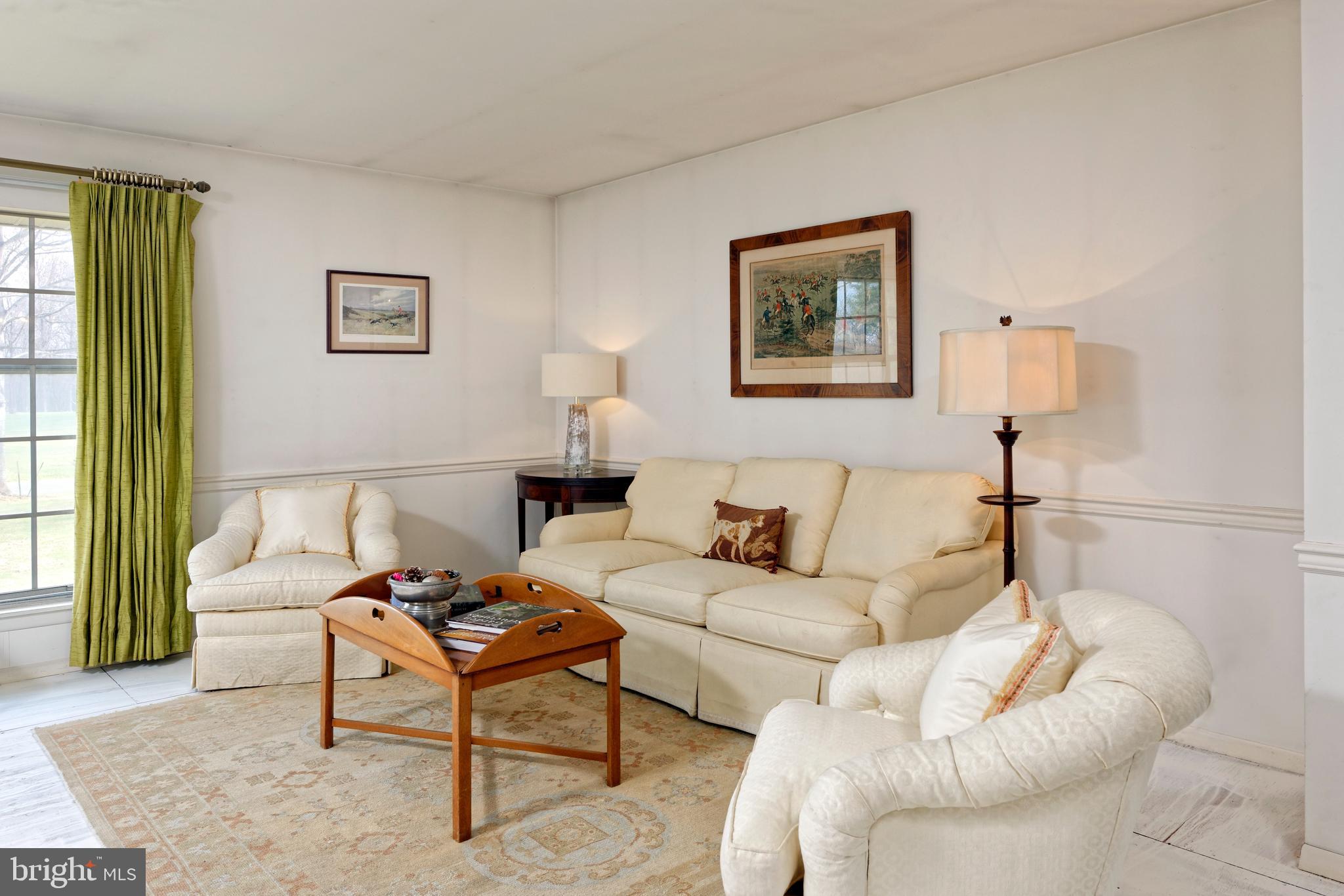 Spacious sitting area in the Living Room