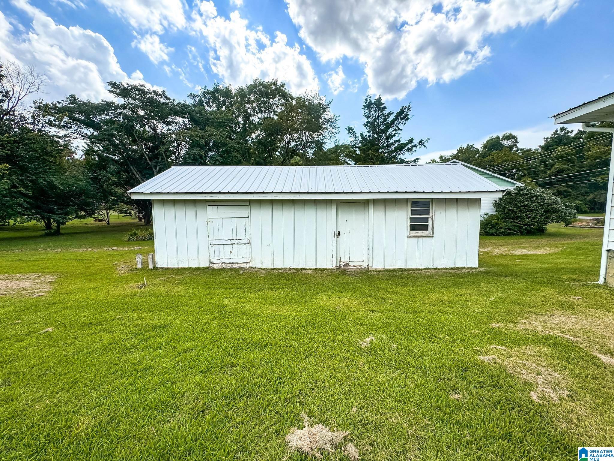506 Alexandria Road Weaver, AL 36277 - Photo 2 of 25