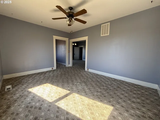 $359,000 | 503 Southeast Chadwick Street, Roseburg, OR 97470