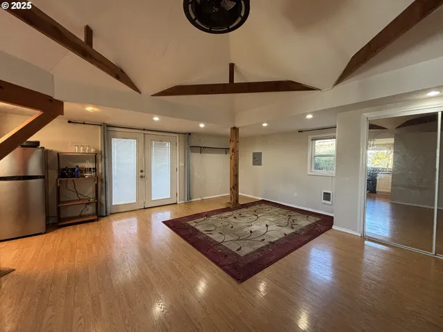 $359,000 | 503 Southeast Chadwick Street, Roseburg, OR 97470