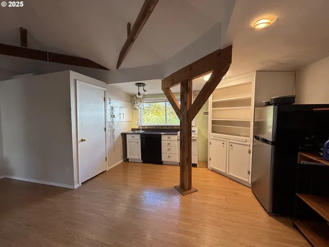 $359,000 | 503 Southeast Chadwick Street, Roseburg, OR 97470