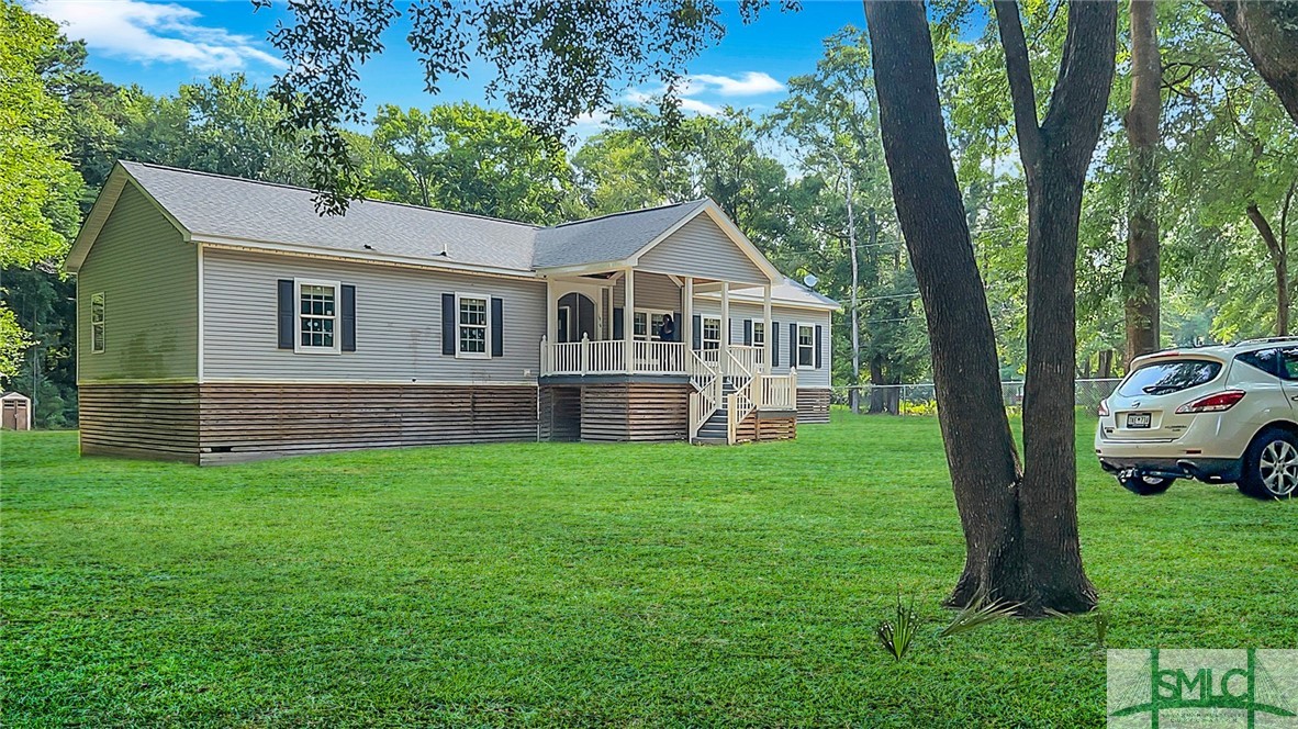 198 Gannet Road Beaufort, SC 29907 - Photo 2 of 26 Gallery Image 2