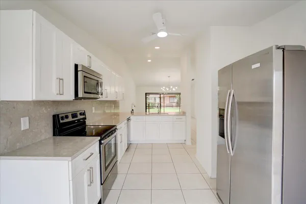 $479,000 | 3 Fawlkland Circle, Boynton Beach, FL 33426