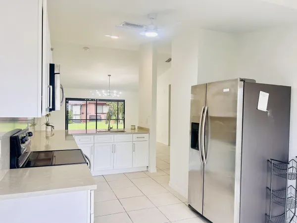 $479,000 | 3 Fawlkland Circle, Boynton Beach, FL 33426