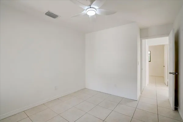 $479,000 | 3 Fawlkland Circle, Boynton Beach, FL 33426