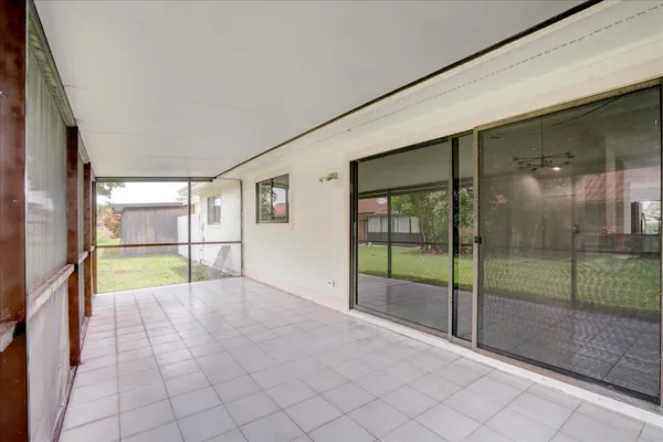 $479,000 | 3 Fawlkland Circle, Boynton Beach, FL 33426