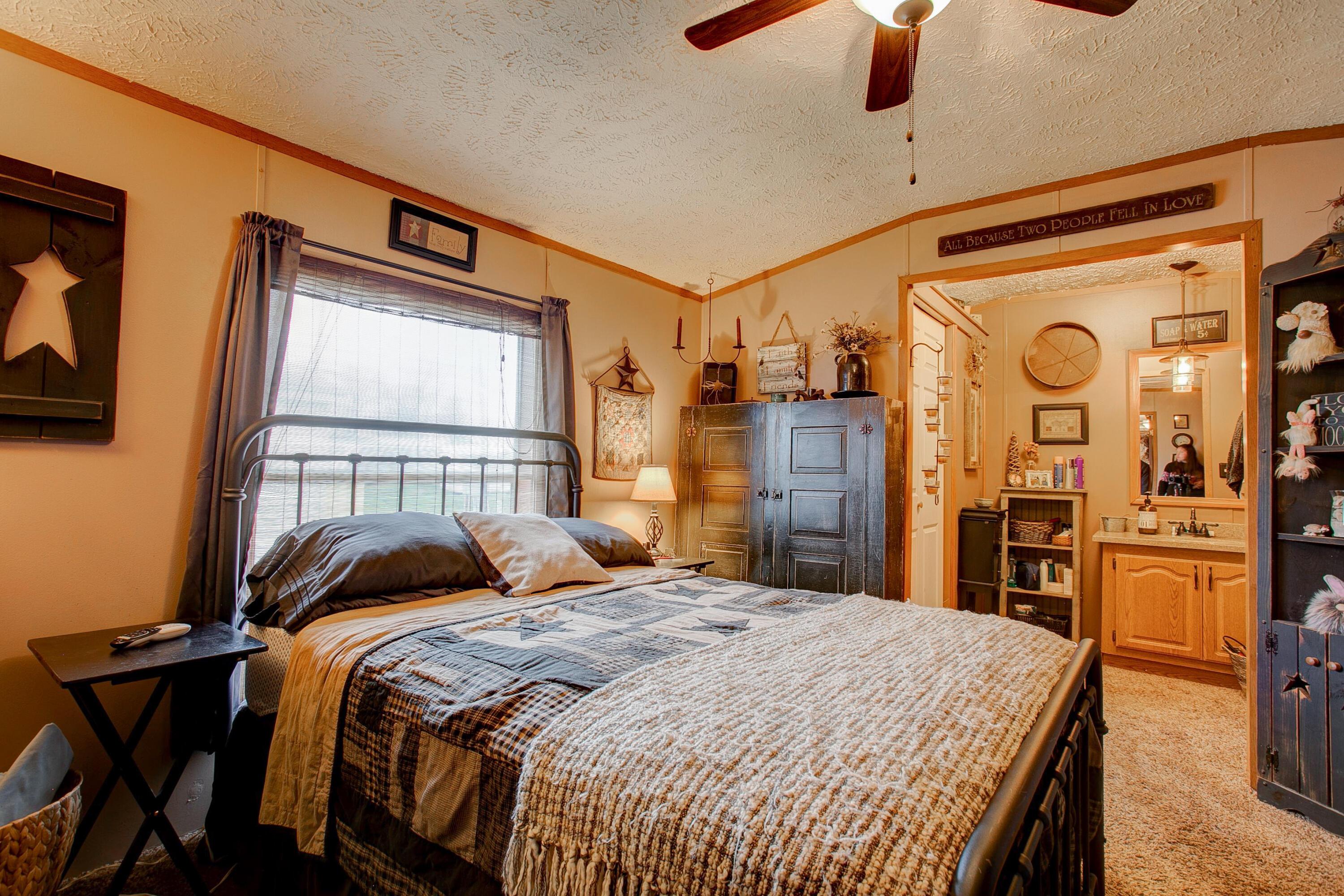 4711 Walnut Road, Unit L26 Buckeye Lake, OH 43008 - Photo 7 of 22 Owner's Suite