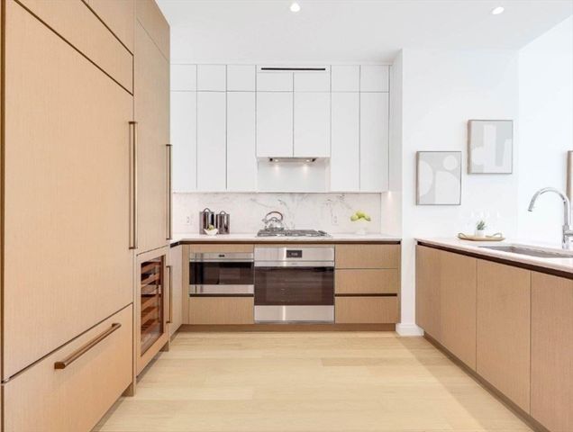 $2,075,000 | 380 Harrison Avenue, Unit PH1B, Boston, MA 02118