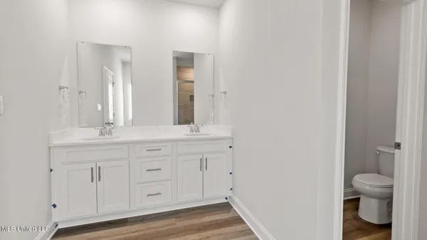 $431,900 | 17117 River Hills Drive, Gulfport, MS 39503