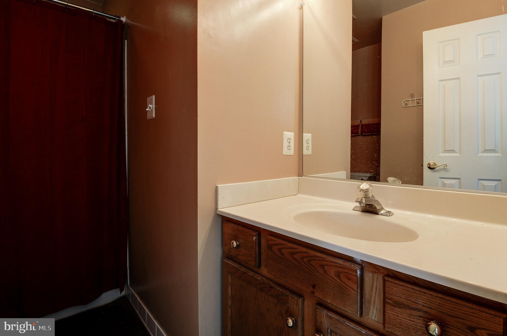 1 Hickory Spring Court Gaithersburg, MD 20882 - Photo 28 of 44