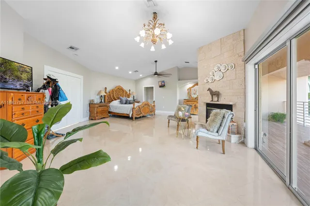$1,699,999 | 9621 West Calusa Club Drive, Miami, FL 33186
