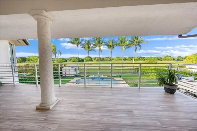 $1,699,999 | 9621 West Calusa Club Drive, Miami, FL 33186