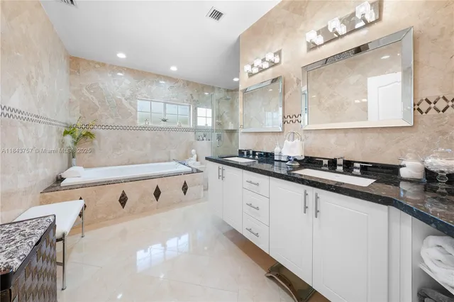 $1,699,999 | 9621 West Calusa Club Drive, Miami, FL 33186