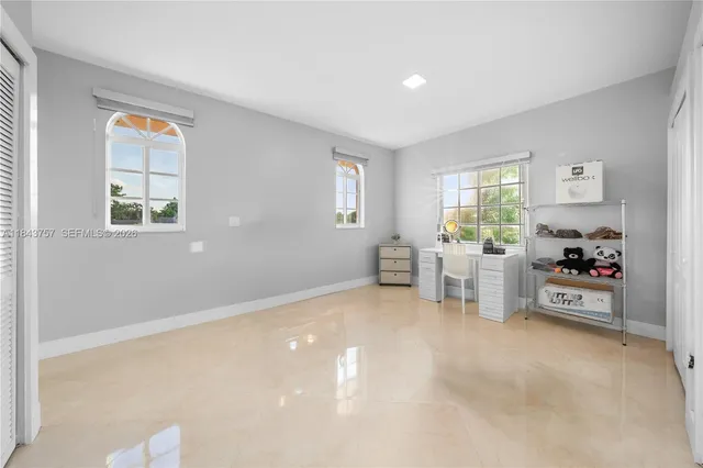 $1,699,999 | 9621 West Calusa Club Drive, Miami, FL 33186