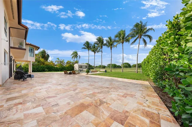 $1,699,999 | 9621 West Calusa Club Drive, Miami, FL 33186