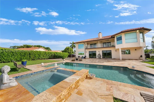 $1,699,999 | 9621 West Calusa Club Drive, Miami, FL 33186