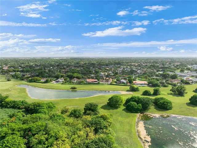 $1,699,999 | 9621 West Calusa Club Drive, Miami, FL 33186