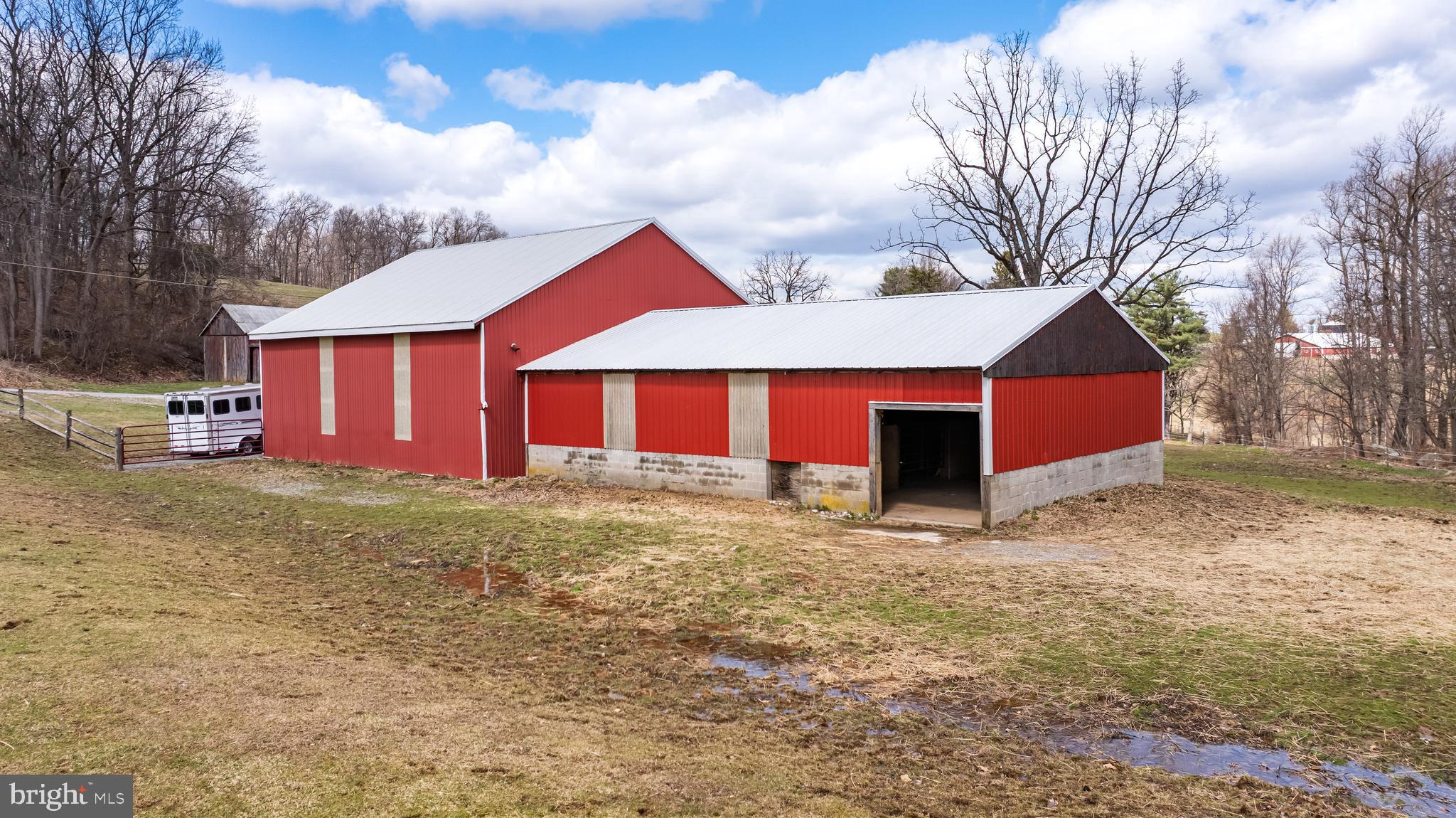 12706 High Point Road Felton, PA 17322 - Photo 46 of 67 Combine Barn w/Run-in