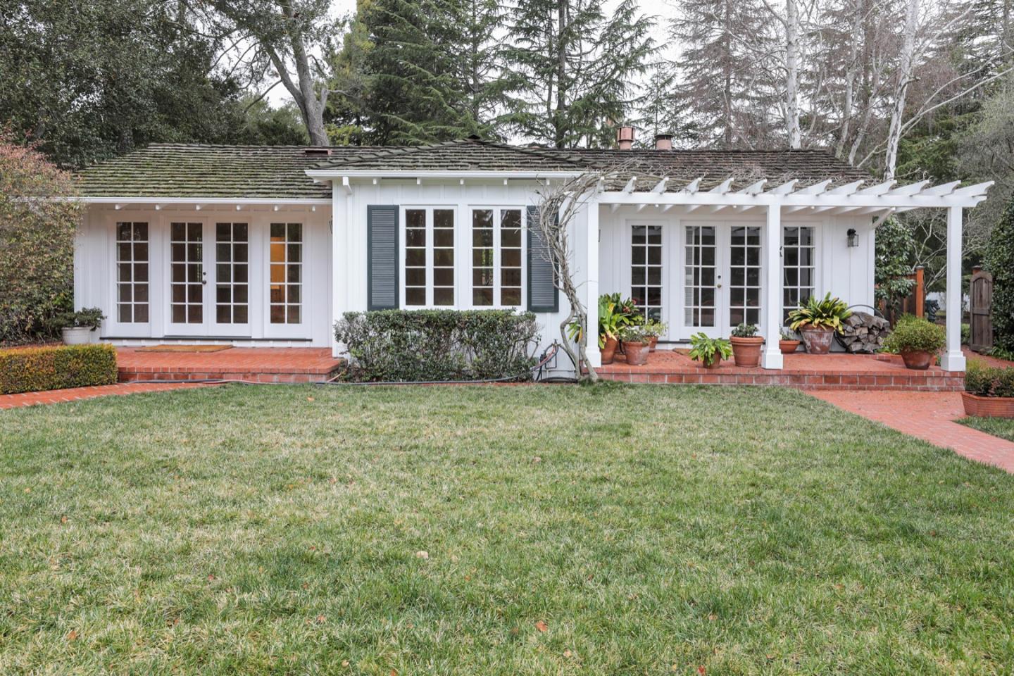 46 Lilac Drive Atherton, CA 94027 - Photo 21 of 40