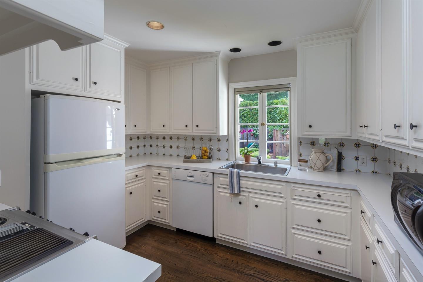 46 Lilac Drive Atherton, CA 94027 - Photo 26 of 40