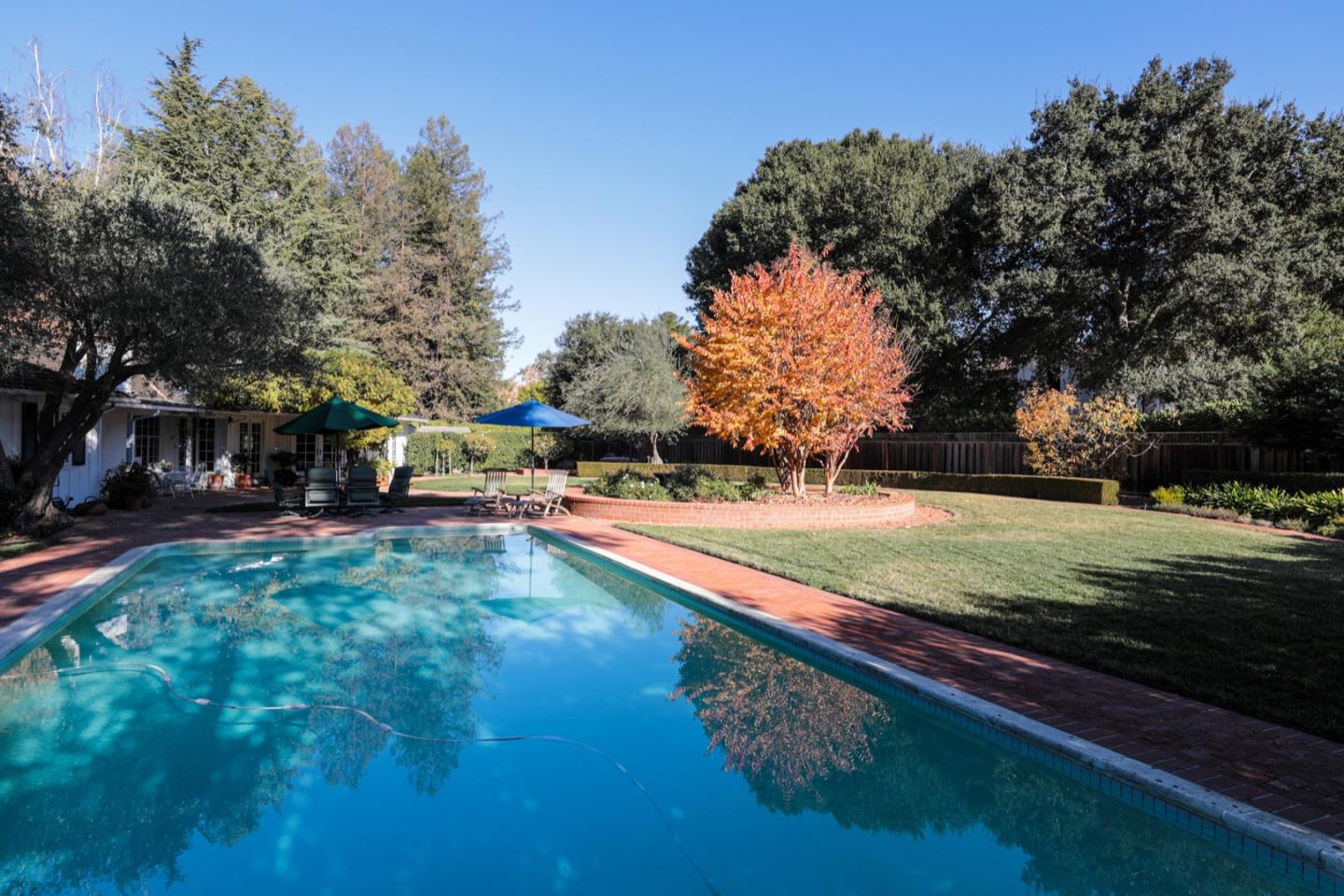 46 Lilac Drive Atherton, CA 94027 - Photo 4 of 40