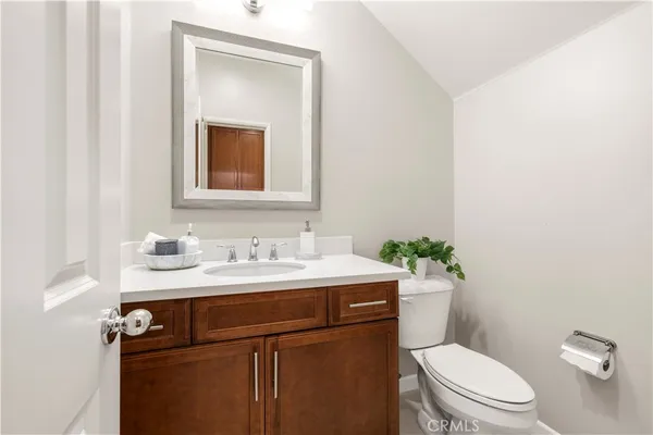 $1,225,000 | 28613 Stonegate Court, Valencia, CA 91354