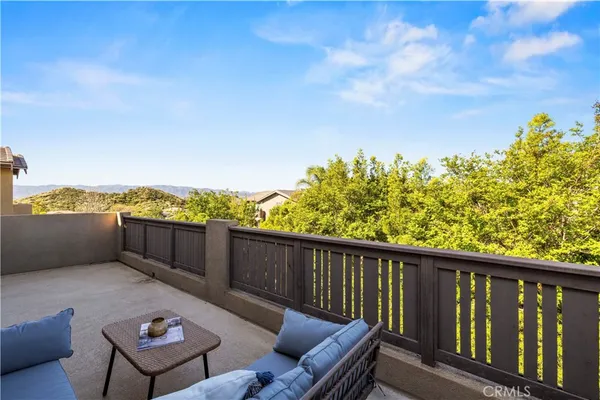 $1,225,000 | 28613 Stonegate Court, Valencia, CA 91354