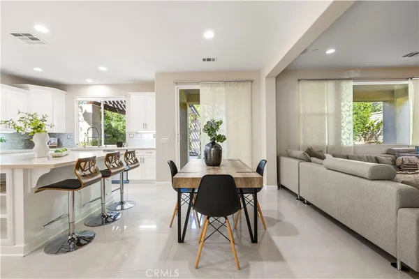 $1,225,000 | 28613 Stonegate Court, Valencia, CA 91354