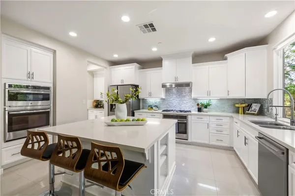 $1,225,000 | 28613 Stonegate Court, Valencia, CA 91354