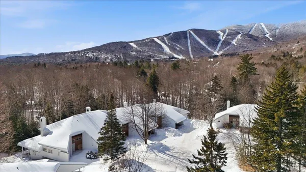 $1,250,000 | 253 Club Sugarbush S Road, Unit 31 & 32, Warren, VT 05674
