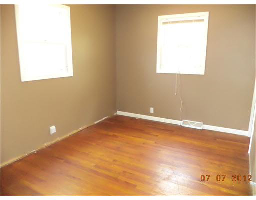 54670 Bittersweet Road Mishawaka, IN 46545 - Photo 5 of 9 Gallery Image 5