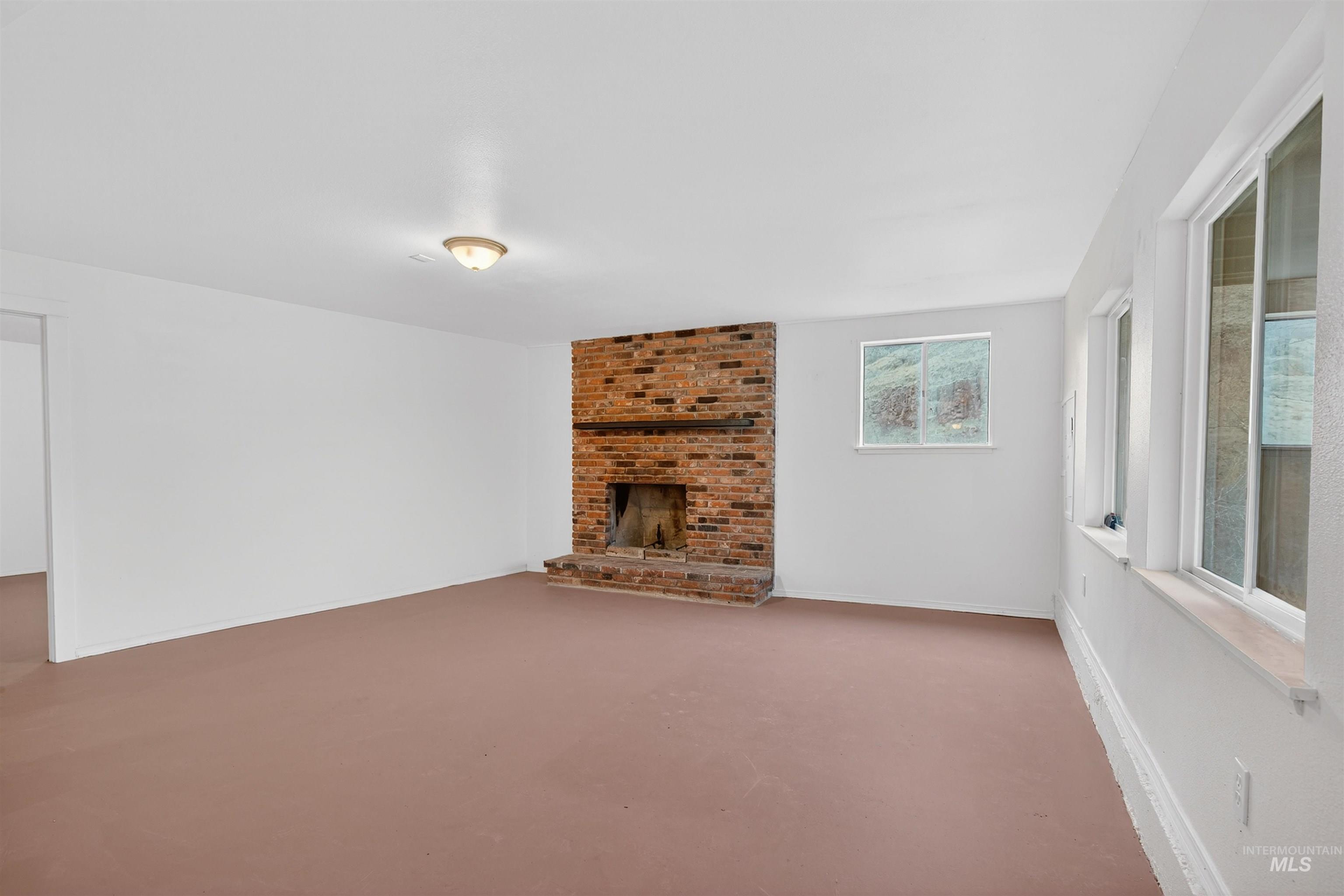 8049 Asotin Creek Road Asotin, WA 99402 - Photo 19 of 40