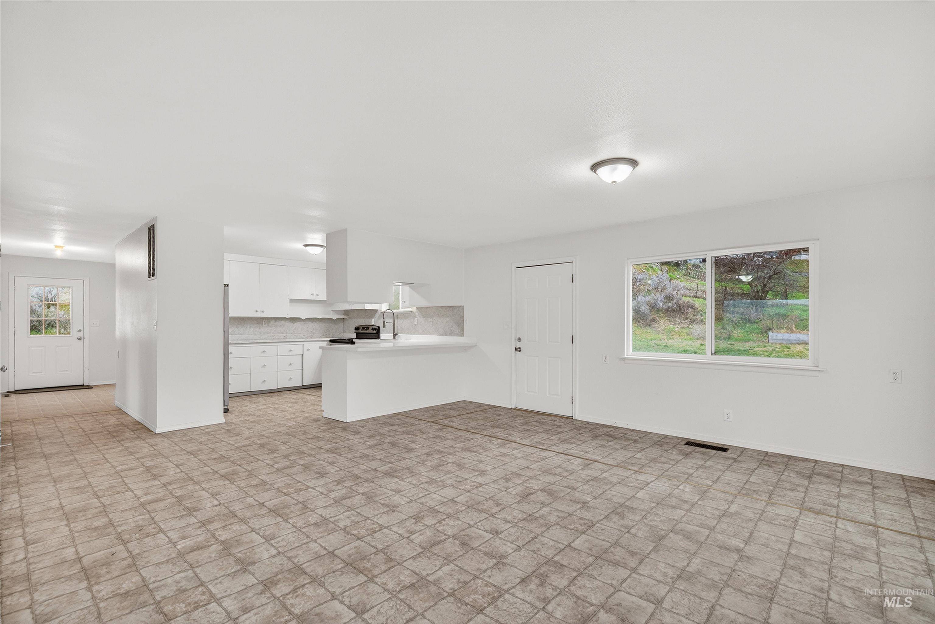 8049 Asotin Creek Road Asotin, WA 99402 - Photo 10 of 40