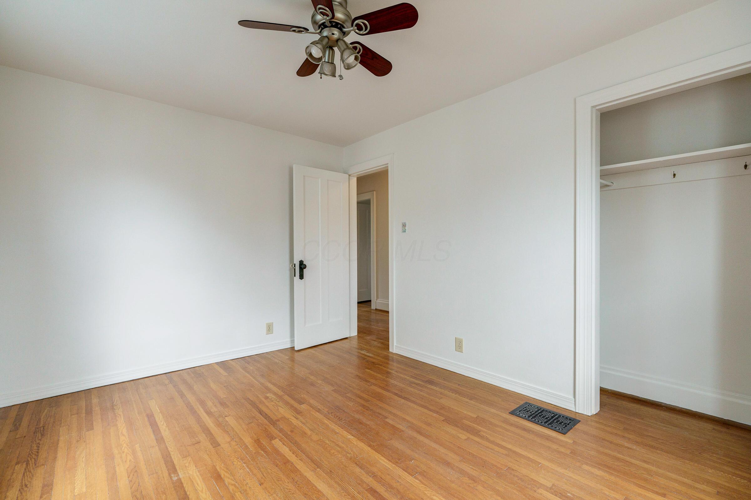390 East Tulane Road Columbus, OH 43202 - Photo 23 of 38 390 e Tulane Rd-25