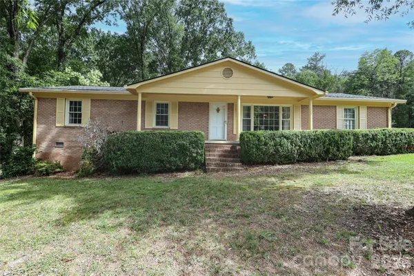 $345,000 | 210 Cliffside Drive, Kannapolis, NC 28081