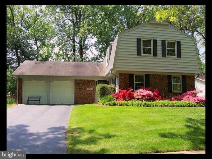 1681 Tarleton Way Crofton, MD 21114 - Photo 14 of 26 Exterior (Front)