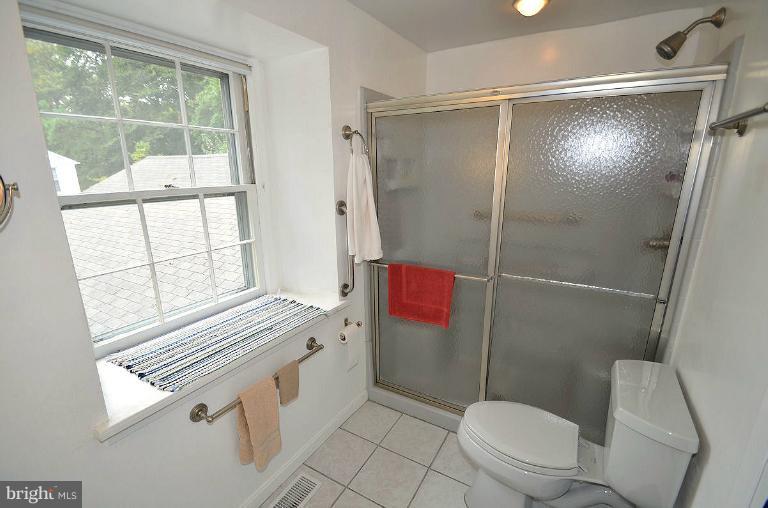1681 Tarleton Way Crofton, MD 21114 - Photo 25 of 26 Bath (Master)