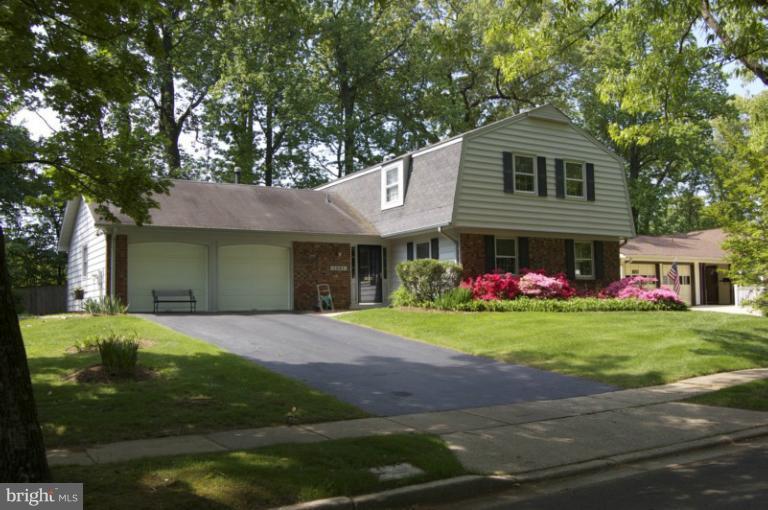 1681 Tarleton Way Crofton, MD 21114 - Photo 4 of 26 Exterior (Front)