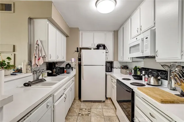 $563,900 | 1750 East Ocean Boulevard, Unit 503, Long Beach, CA 90802