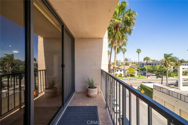 $563,900 | 1750 East Ocean Boulevard, Unit 503, Long Beach, CA 90802
