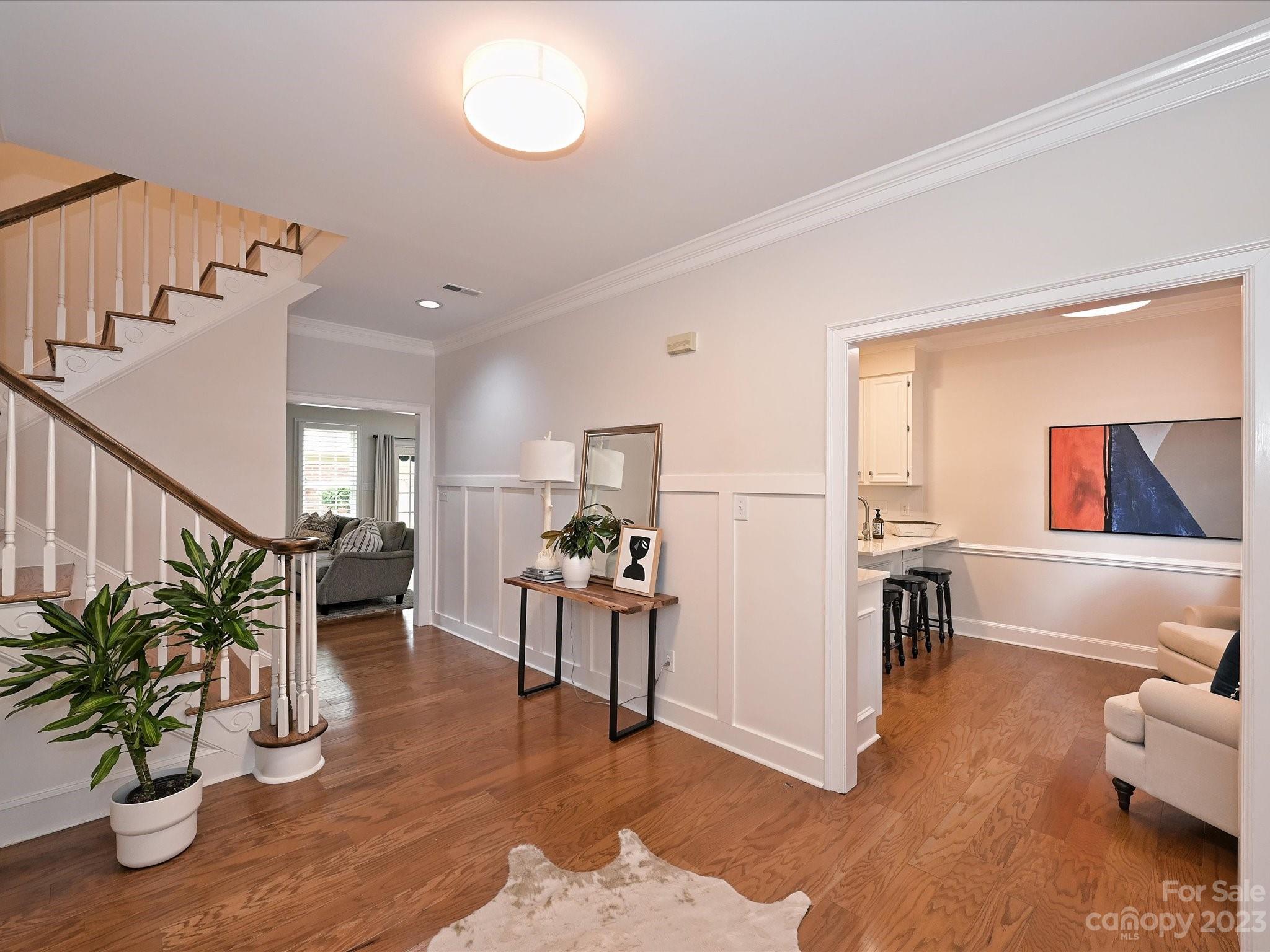 2805 Sharon View Road Charlotte, NC 28210 - Photo 2 of 28 Gallery Image 2