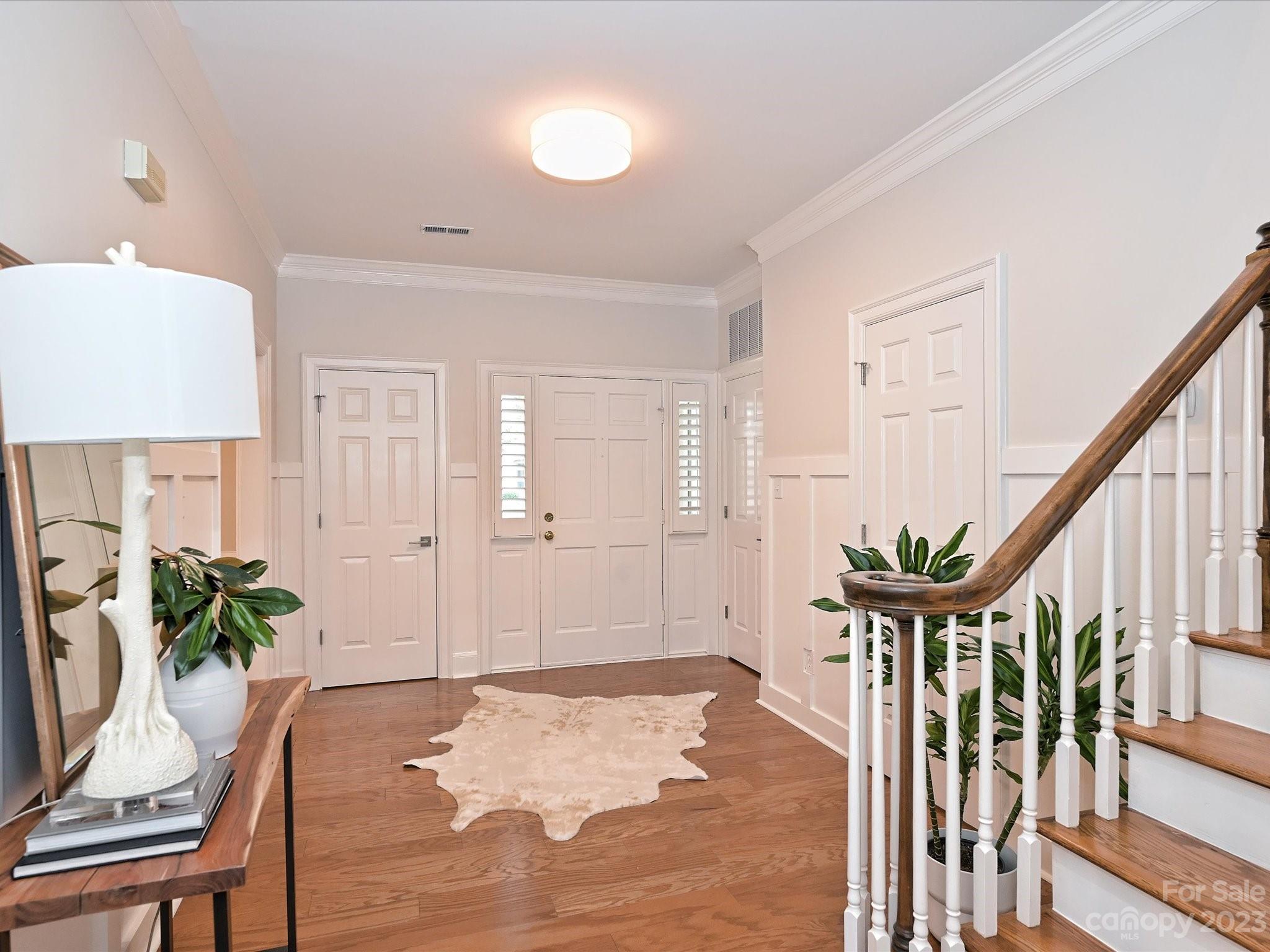 2805 Sharon View Road Charlotte, NC 28210 - Photo 3 of 28 Gallery Image 3
