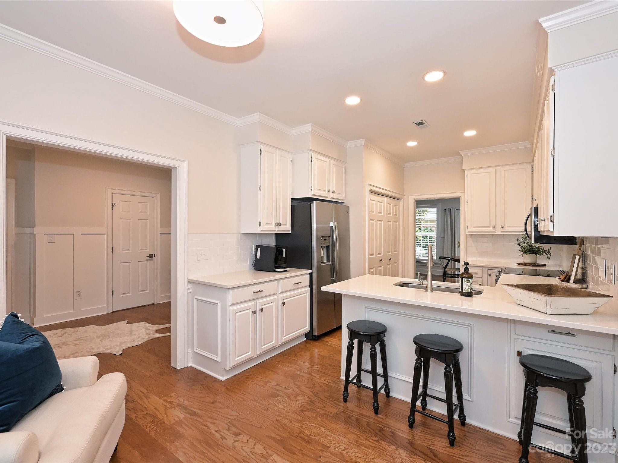 2805 Sharon View Road Charlotte, NC 28210 - Photo 5 of 28 Gallery Image 5