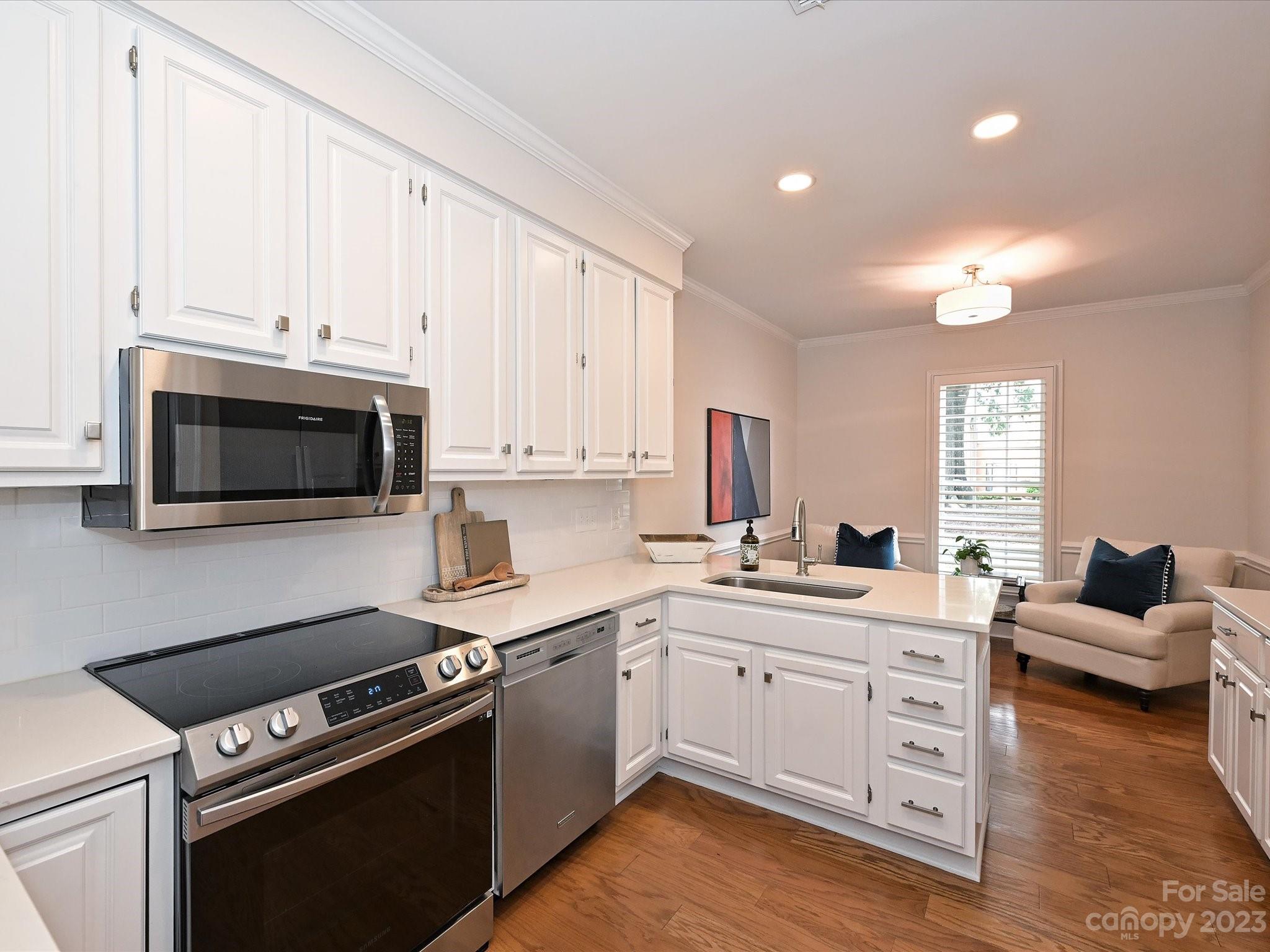 2805 Sharon View Road Charlotte, NC 28210 - Photo 7 of 28 Gallery Image 7
