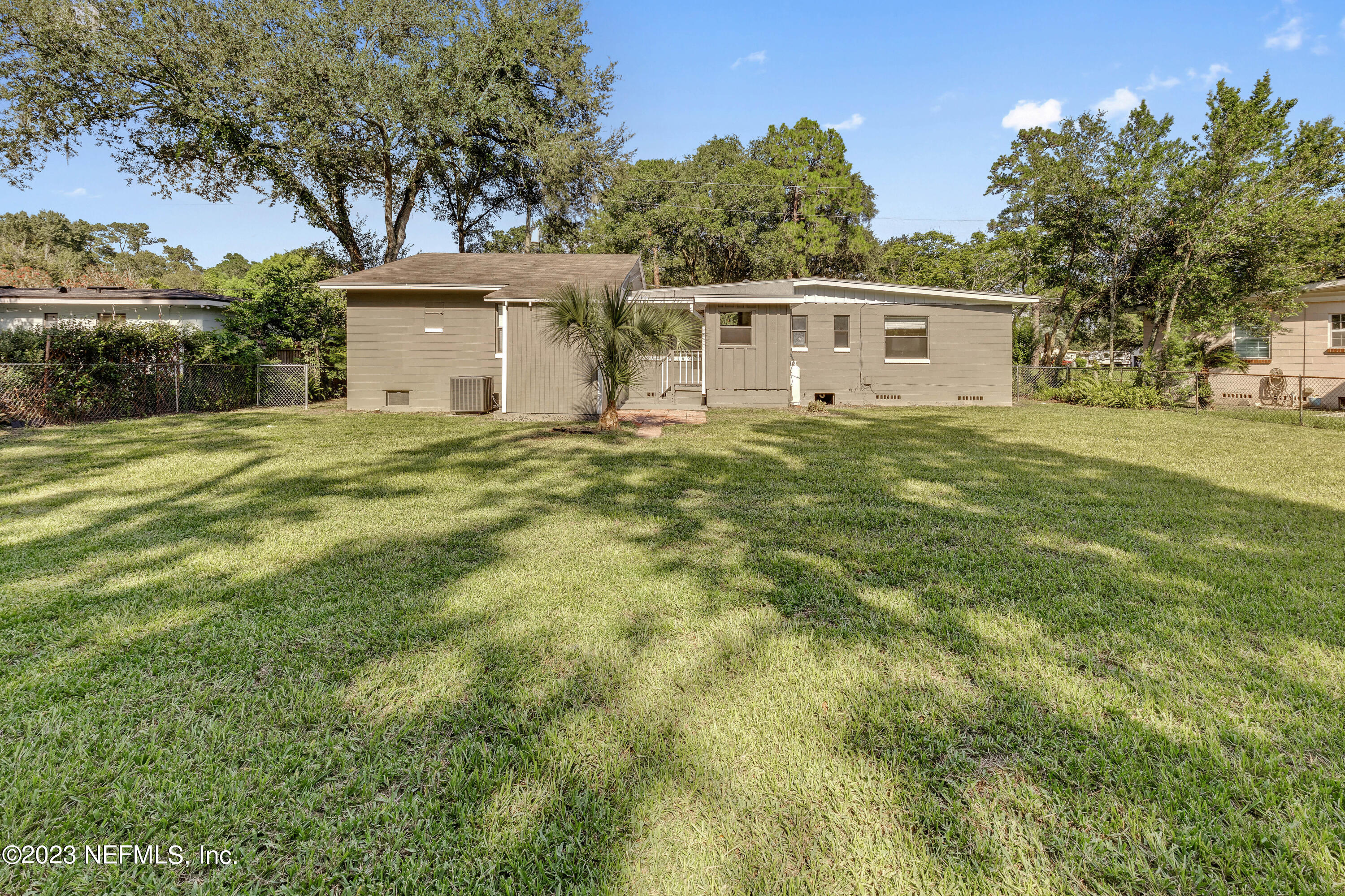 2411 Patsy Anne Drive Jacksonville, FL 32207 - Photo 23 of 25 untitled (25 of 28)