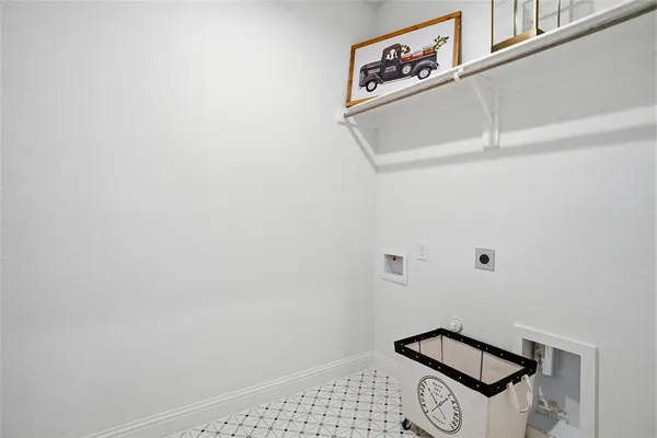 $424,500 | 214 Legacy Boulevard, Weatherford, TX 76086