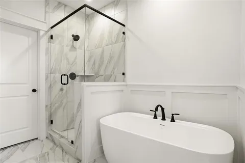 $424,500 | 214 Legacy Boulevard, Weatherford, TX 76086