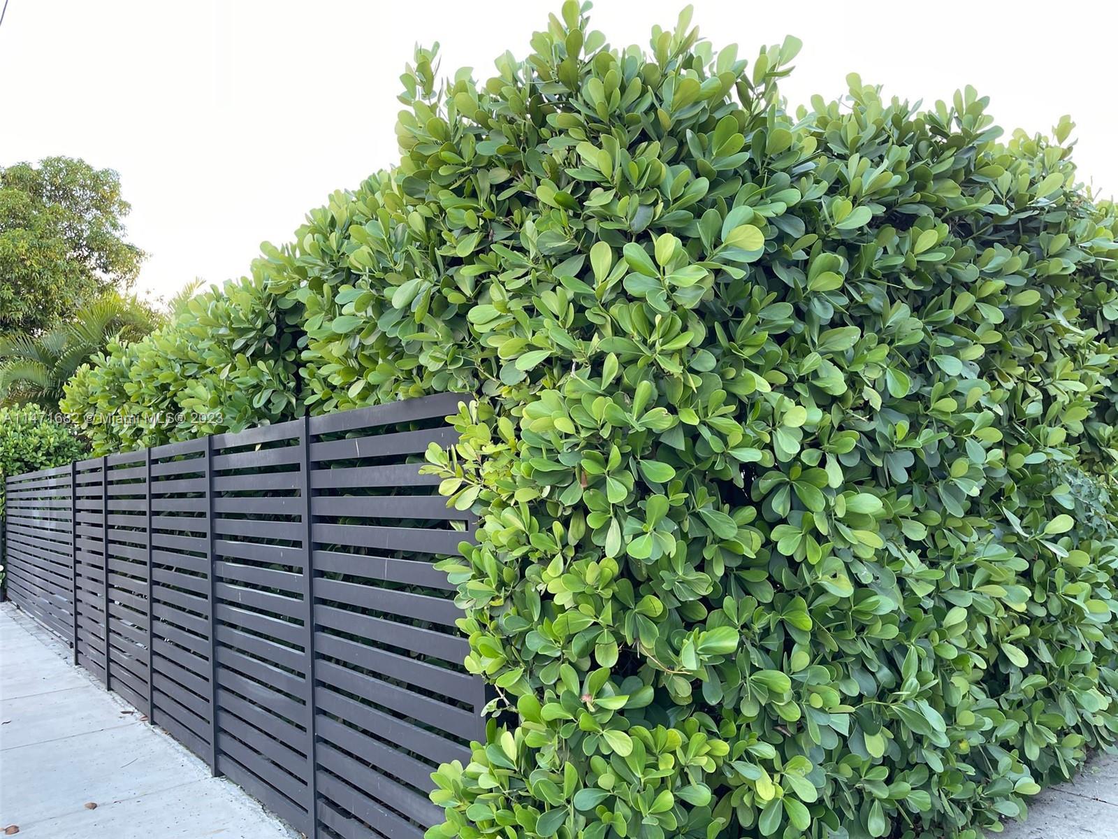 200 Southwest 30th Avenue Miami, FL 33135 - Photo 2 of 20