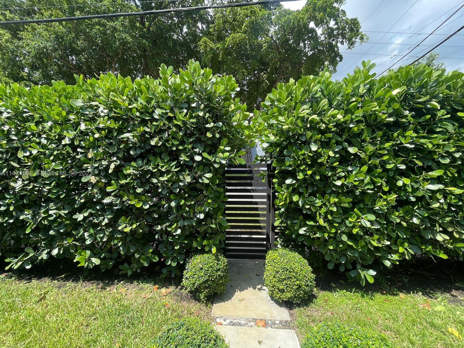 200 Southwest 30th Avenue Miami, FL 33135 - Photo 3 of 20 a view of a garden